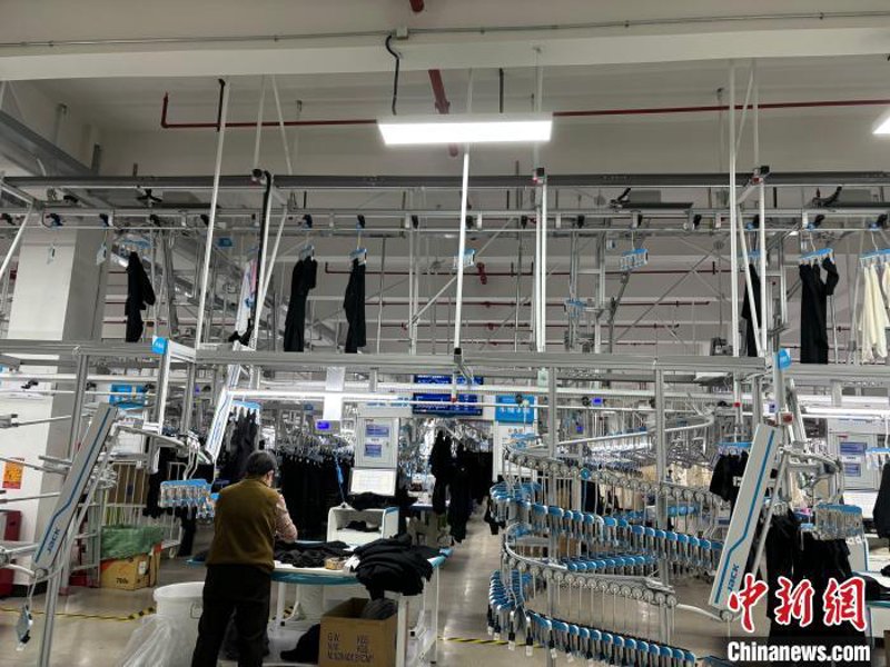 服装批发：如何在竞争激烈的市场中脱颖而出