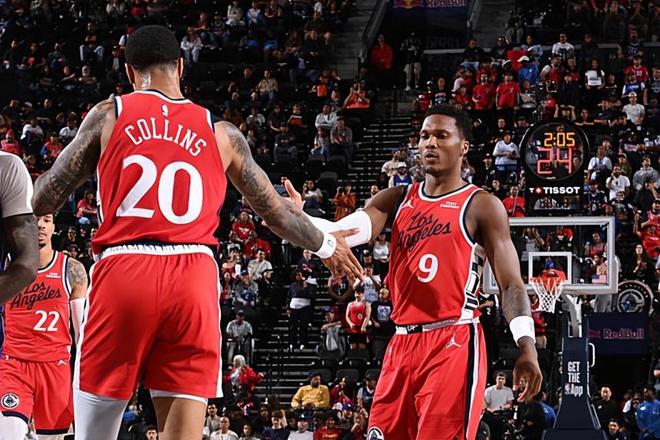 国王爆冷击败快船 科林斯复出首战表现低迷