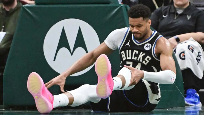 字母哥拒绝摆烂引管理层矛盾 雄鹿酝酿交易莫布