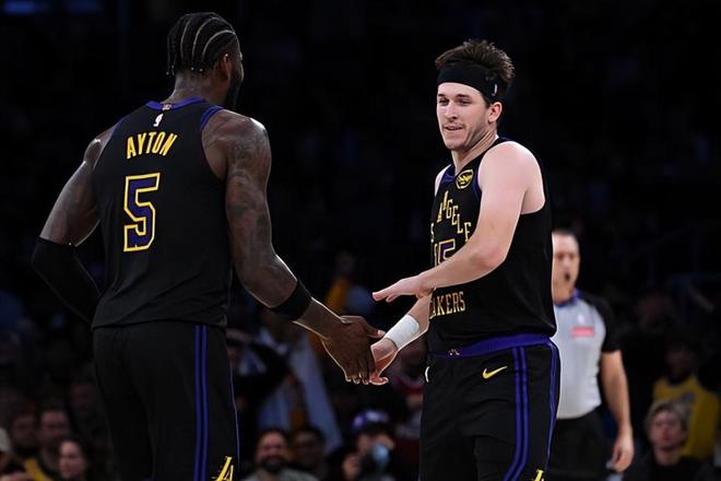 湖人120-106力克森林狼 艾顿两双助登西部第四