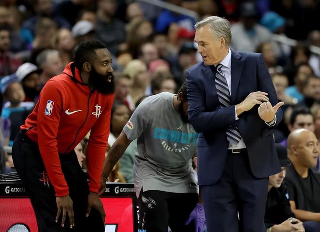 热火中锋阿德巴约单场83分创现役纪录 破科比8