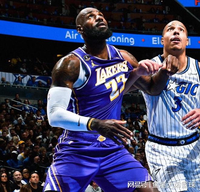 詹姆斯生涯1612场出手登顶历史第一 魔术险胜湖人